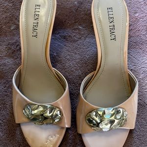 Ellen Tracy jeweled kitten mules. Size 8